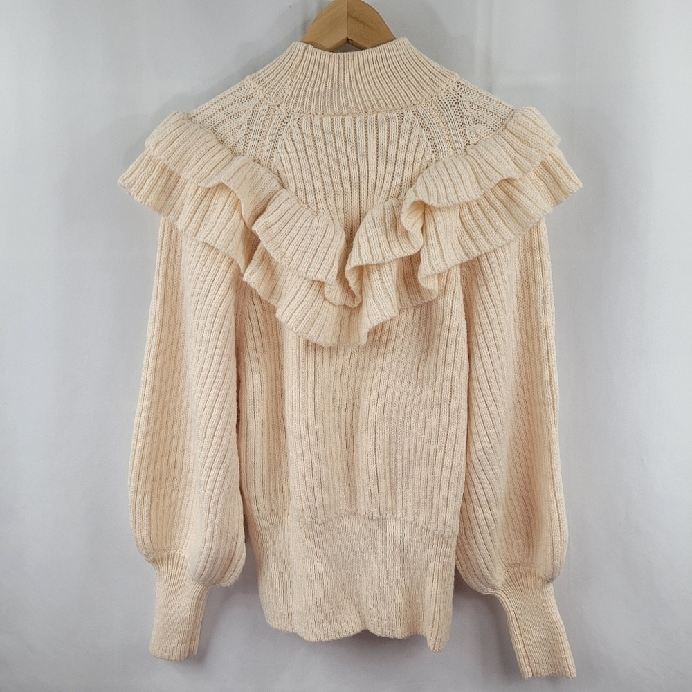 H&M Flounce Ruffle Sweater Blogger Fave - Picture 6 of 10